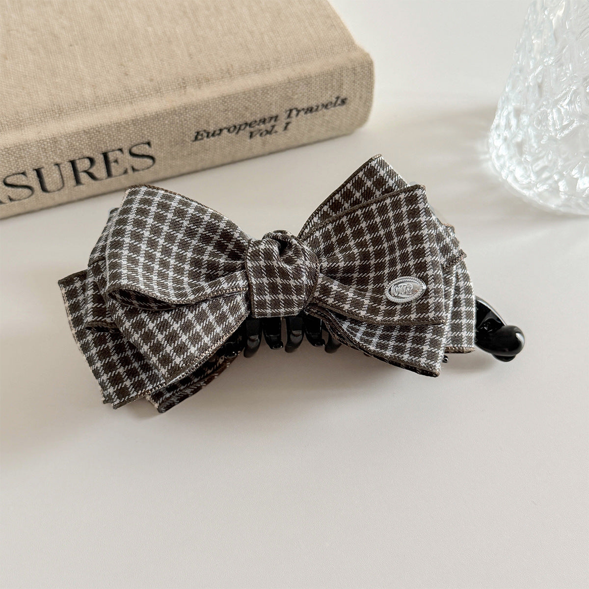 French Style Plaid Hairpin For Women In Beige, Featuring Cloth Material Hair Accessories