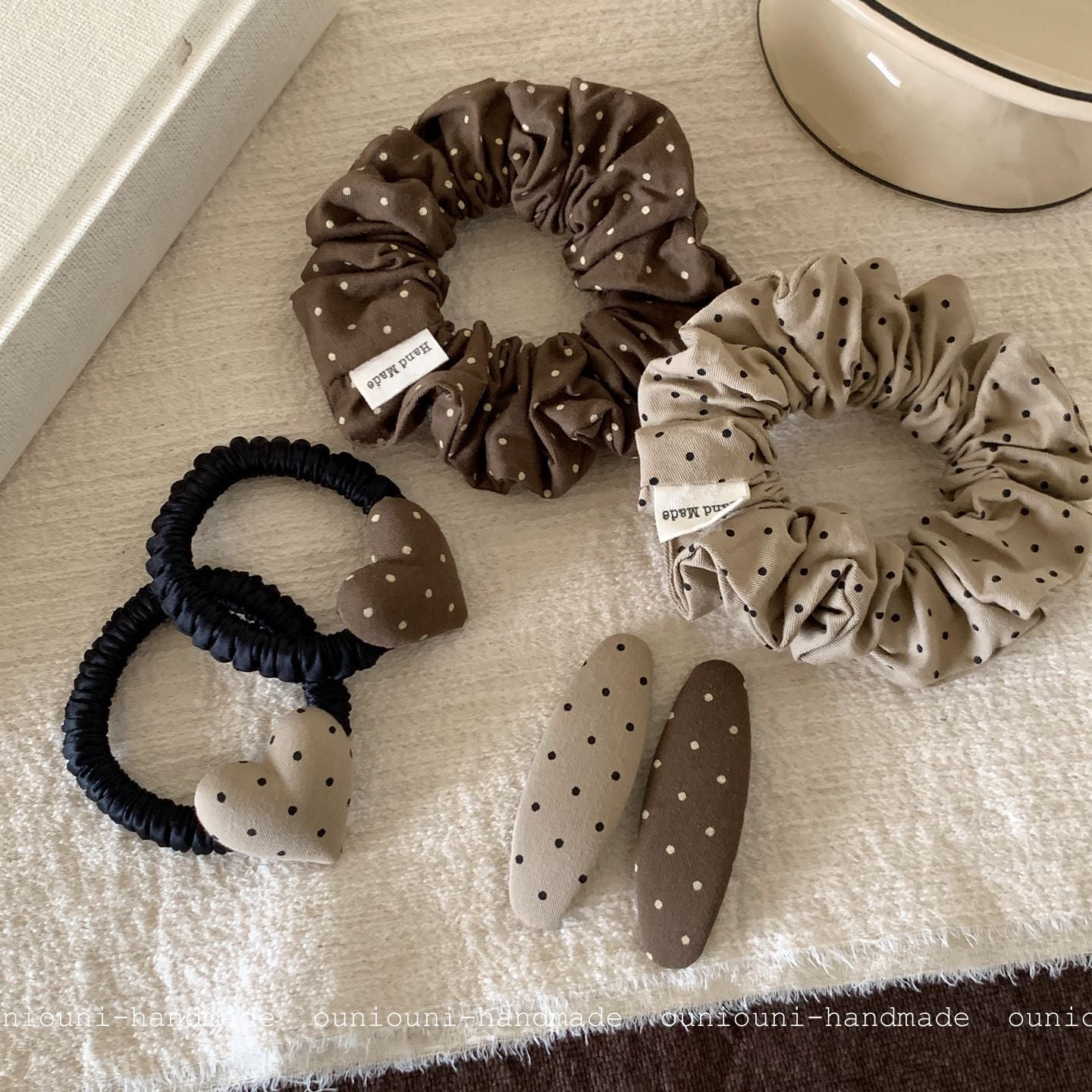 New Style Heart Shape Hairpin For Women In Coffer Color, Made Of Cloth, Perfect For Summer