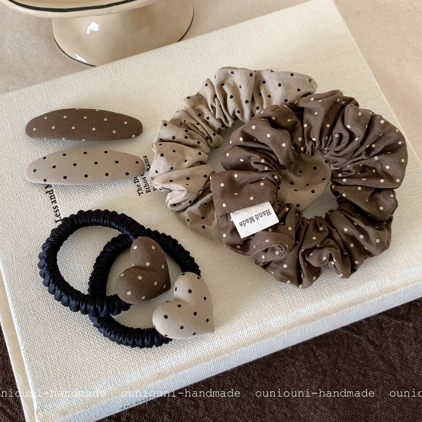 New Style Heart Shape Hairpin For Women In Coffer Color, Made Of Cloth, Perfect For Summer