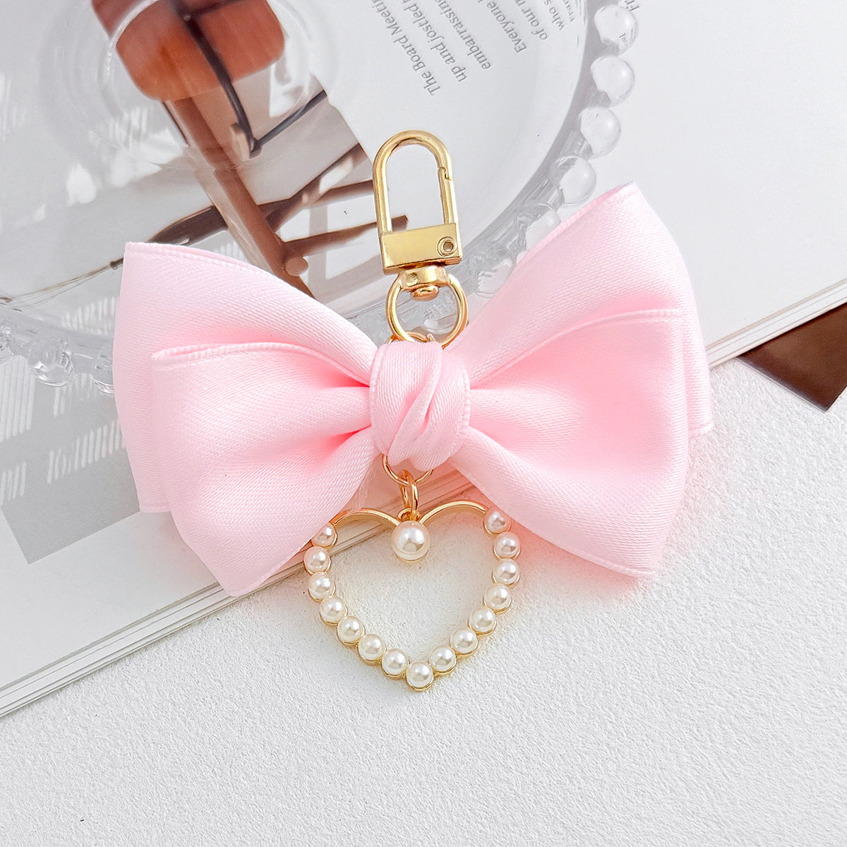 Multicolor Bow Tie Key Chain In New Style, Made Of Durable Alloy, Perfect For Winter Accessories
