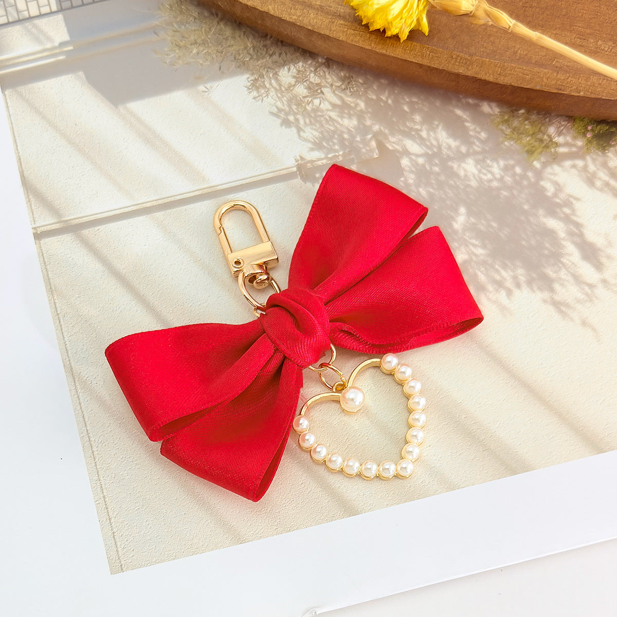 Multicolor Bow Tie Key Chain In New Style, Made Of Durable Alloy, Perfect For Winter Accessories