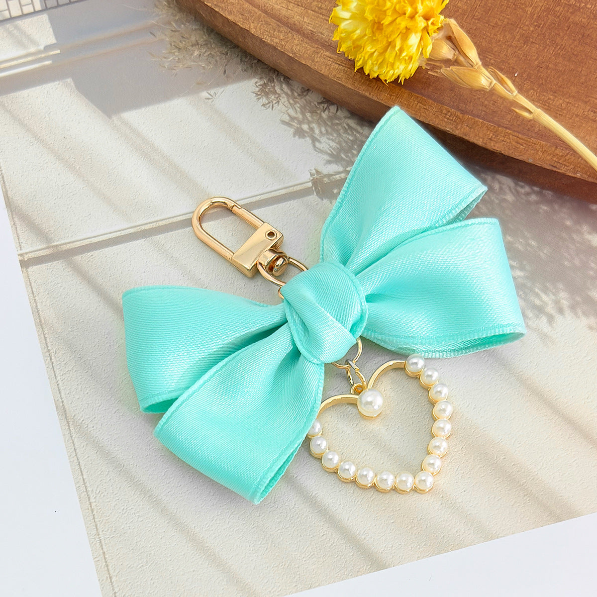 Multicolor Bow Tie Key Chain In New Style, Made Of Durable Alloy, Perfect For Winter Accessories