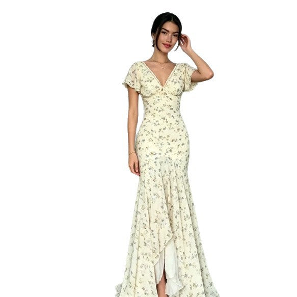 Elegant Short Sleeve Deep V Neck Trumpet Dress For Date Featuring Polyester Fabric