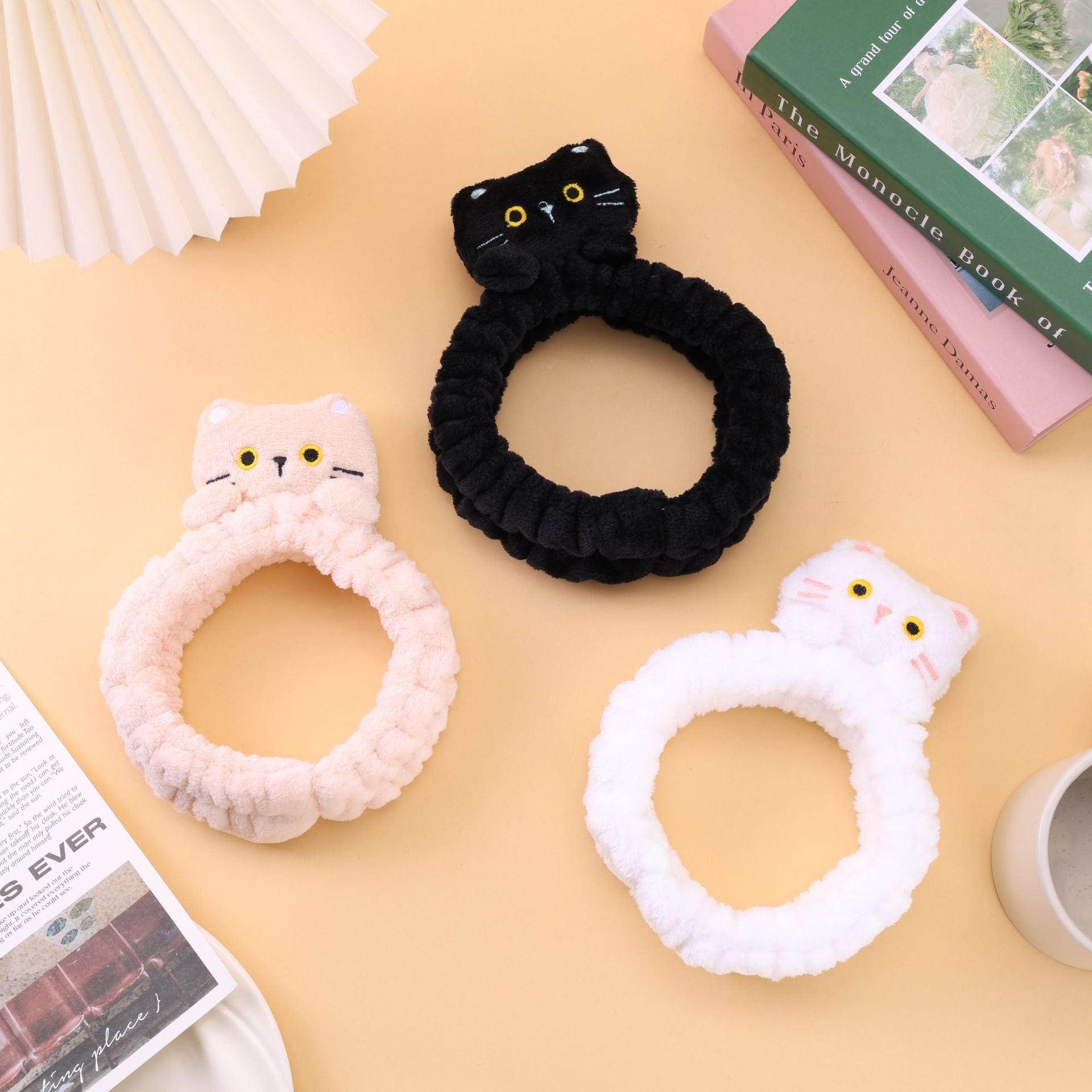 Cartoon Style Cat Spa Headband For Unisex, Featuring Dyed Black Color, Comfortable And Stylish Hair Accessory
