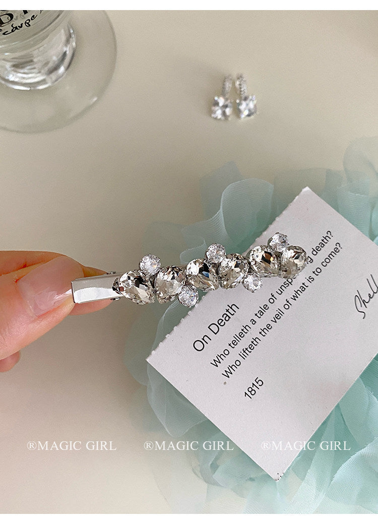 Luxurious Sparkly Hairpin For Women Featuring Rhinestones
