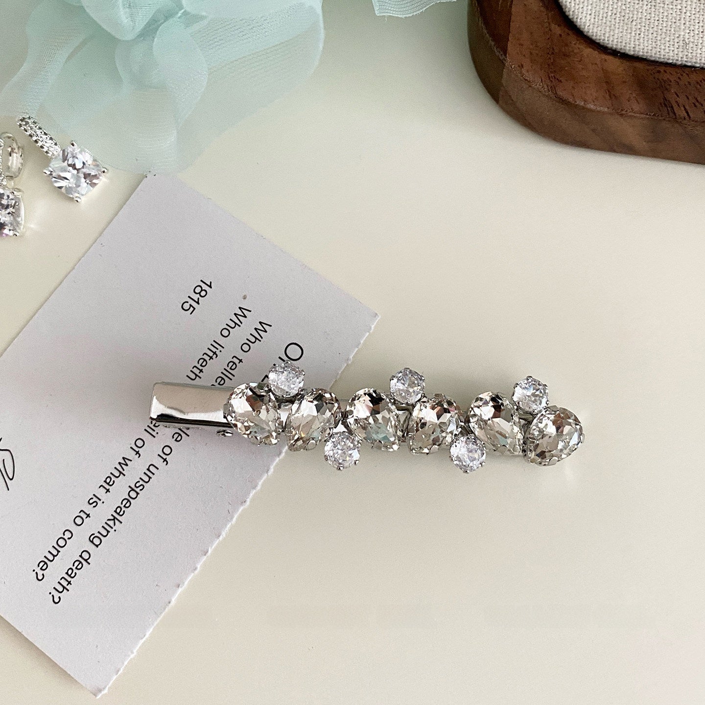 Luxurious Sparkly Hairpin For Women Featuring Rhinestones