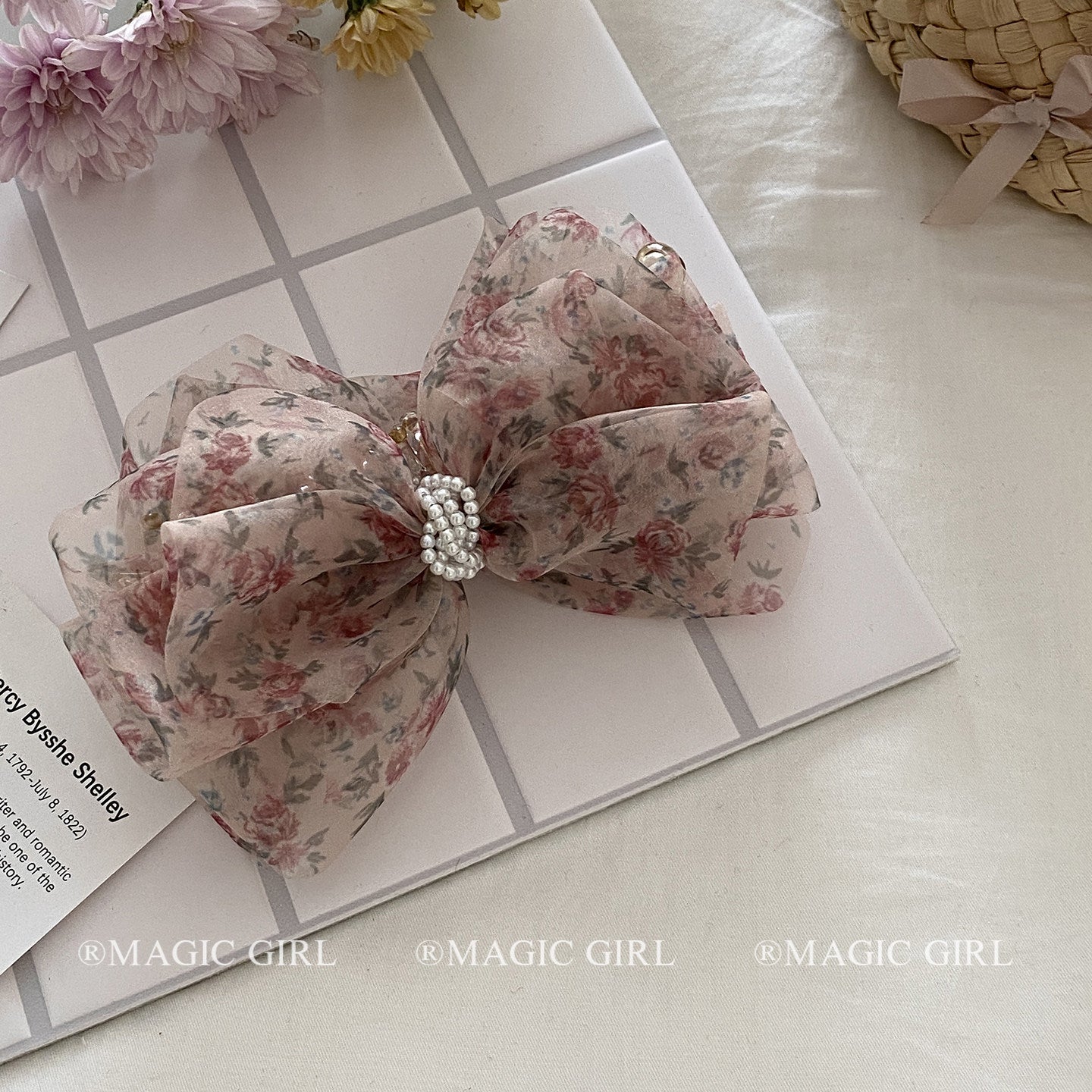 Ditsy Floral New Style Banana Clip Hairpin For Women In Gauze Material With Artificial Pearl, Perfect For Spring