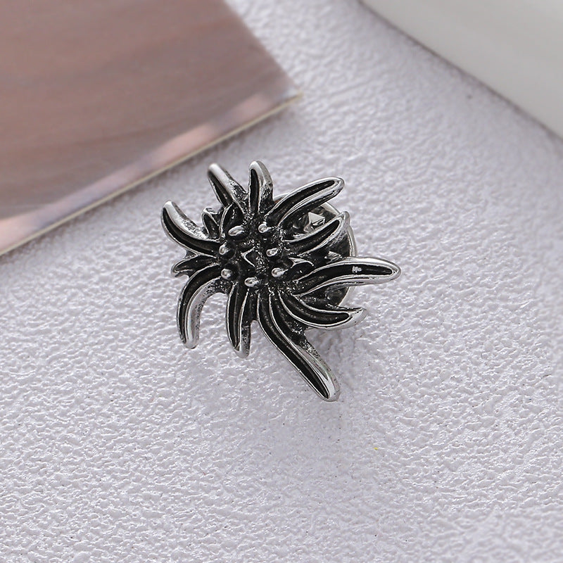 Flowers Pin Made Of Alloy Featuring Electroplated Craftsmanship, Perfect For Oktoberfest