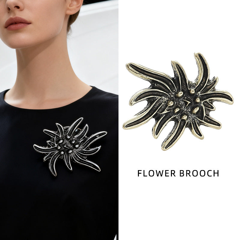 Flowers Pin Made Of Alloy Featuring Electroplated Craftsmanship, Perfect For Oktoberfest