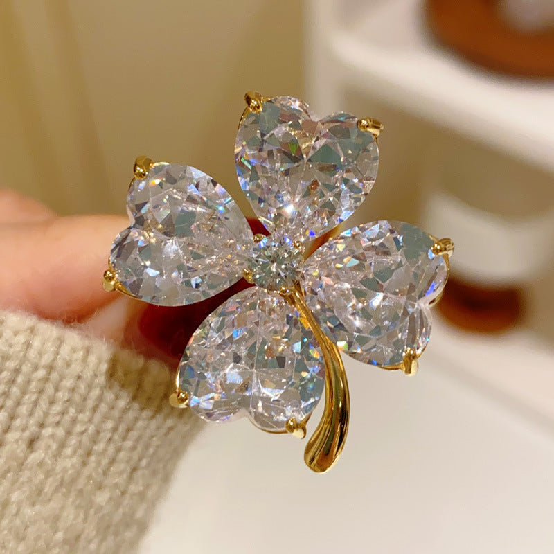 Lucky Heart Copper Scarf Ring For Women, Perfect Accessory For Autumn And Winter