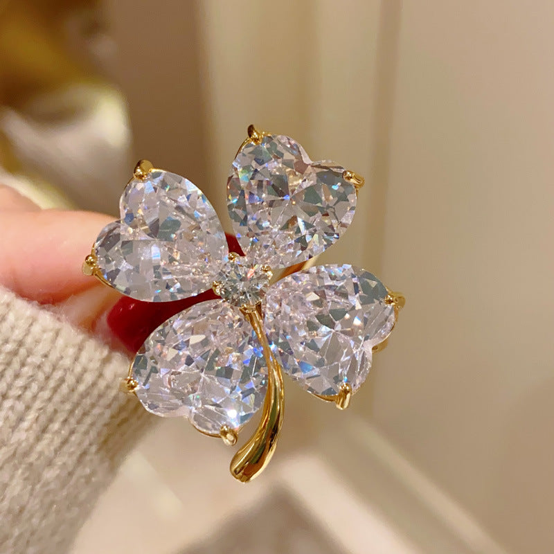 Lucky Heart Copper Scarf Ring For Women, Perfect Accessory For Autumn And Winter