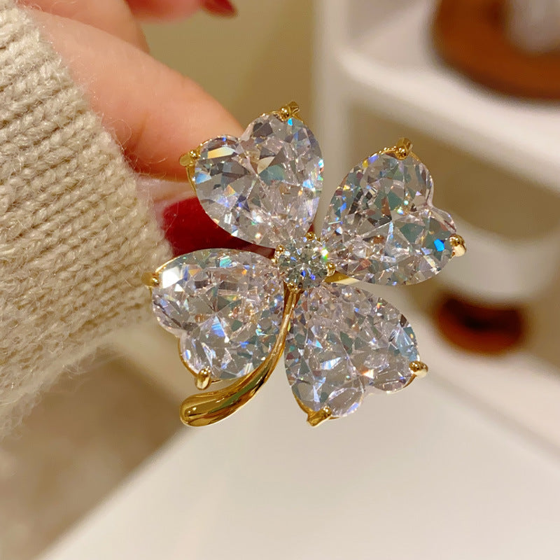 Lucky Heart Copper Scarf Ring For Women, Perfect Accessory For Autumn And Winter