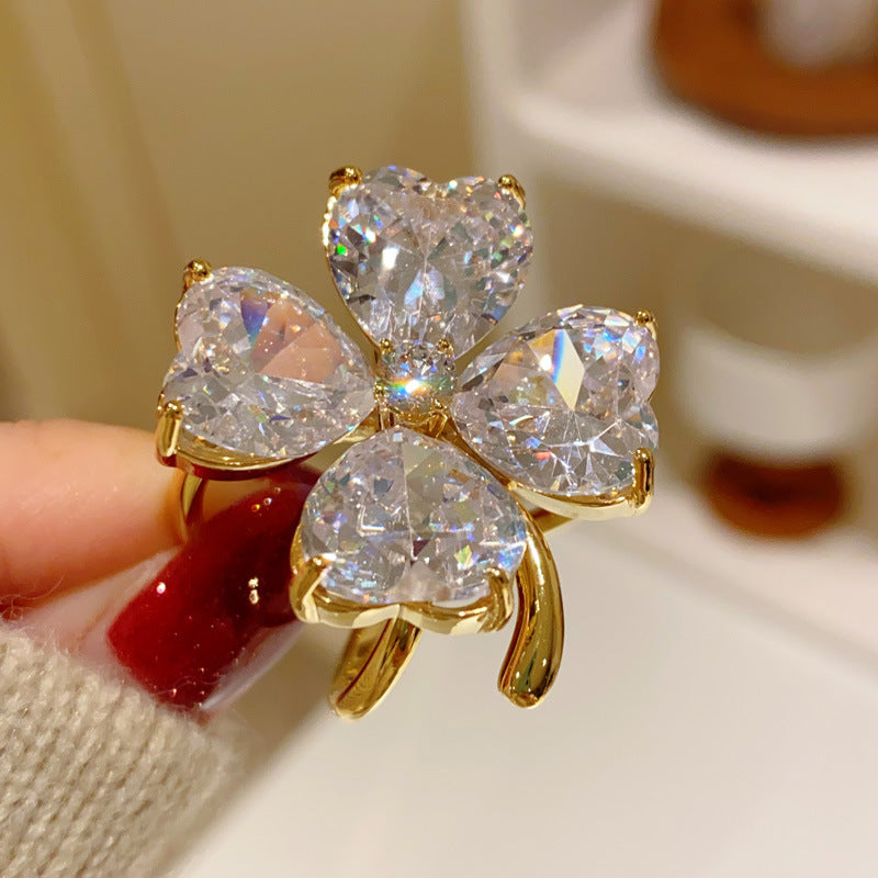 Lucky Heart Copper Scarf Ring For Women, Perfect Accessory For Autumn And Winter