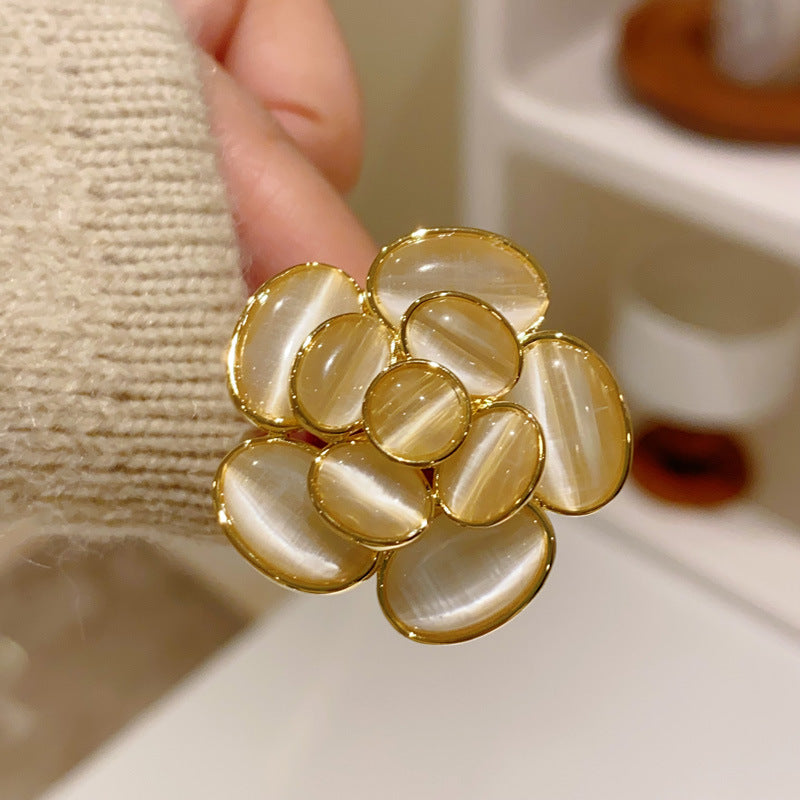 Flowers Pin In Copper Featuring Inlay Craftsmanship With Cat's Eye Stone
