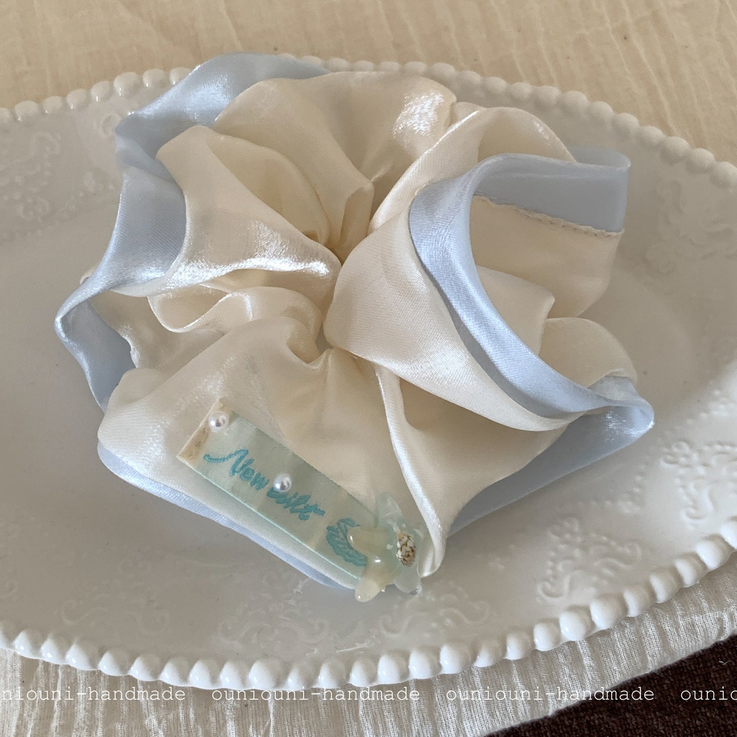 Pearl Marine Style Scrunchie Hair Accessory For Women Made Of Cloth, Perfect For  Spring And Summer