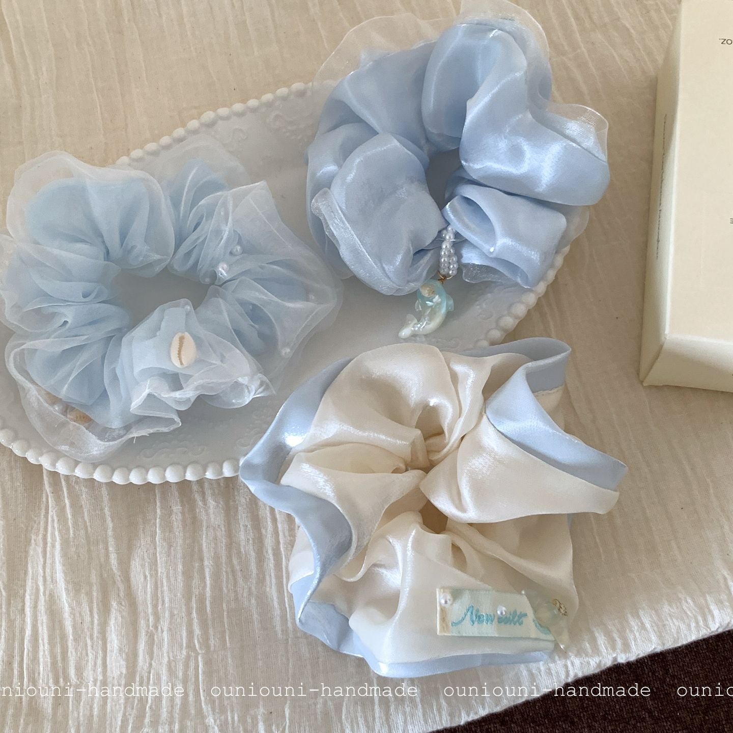 Pearl Marine Style Scrunchie Hair Accessory For Women Made Of Cloth, Perfect For  Spring And Summer
