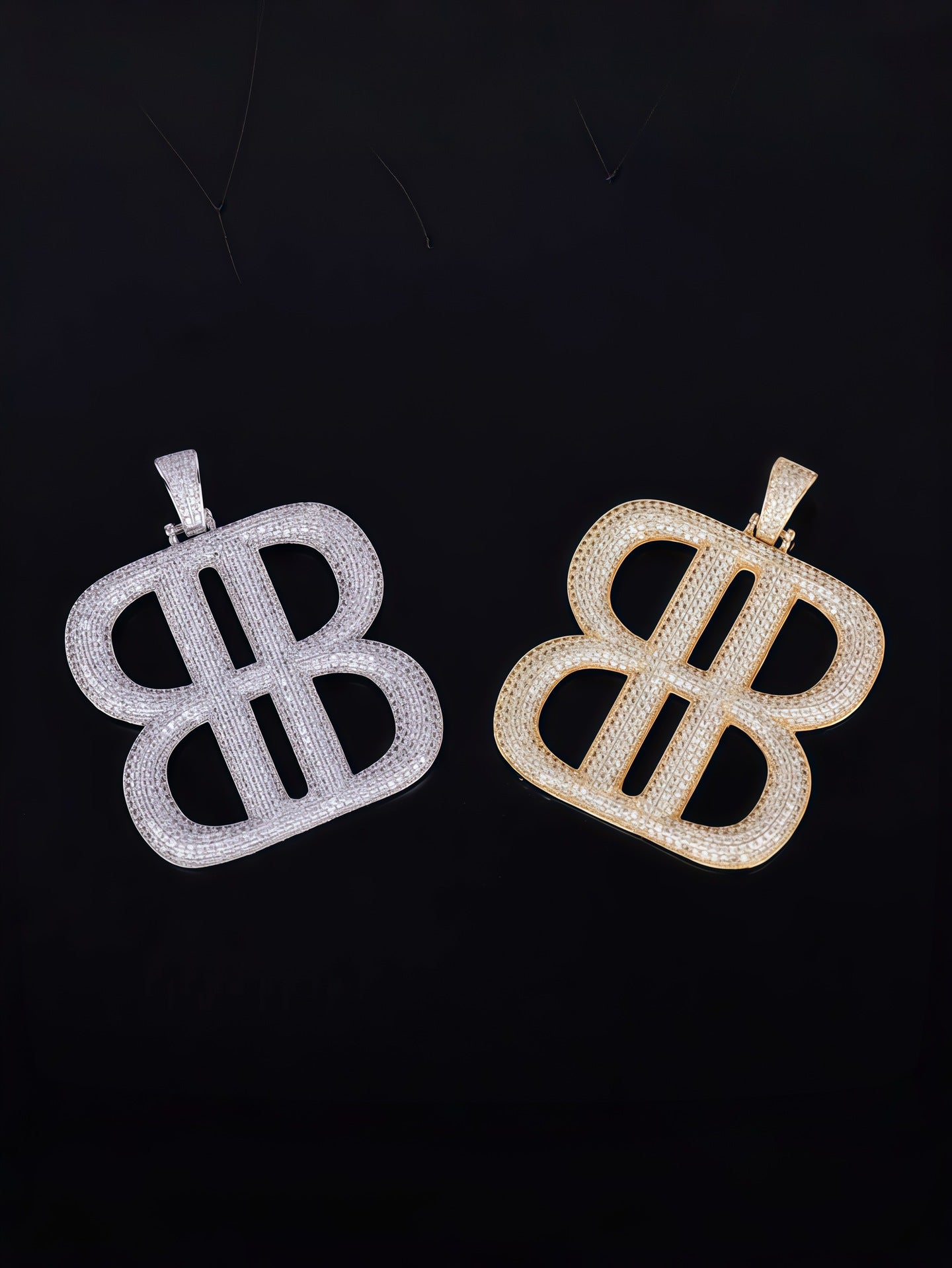 Hip-Hop Men's Letter Pendant In Gold With Electroplated Copper And Zircon Inlay