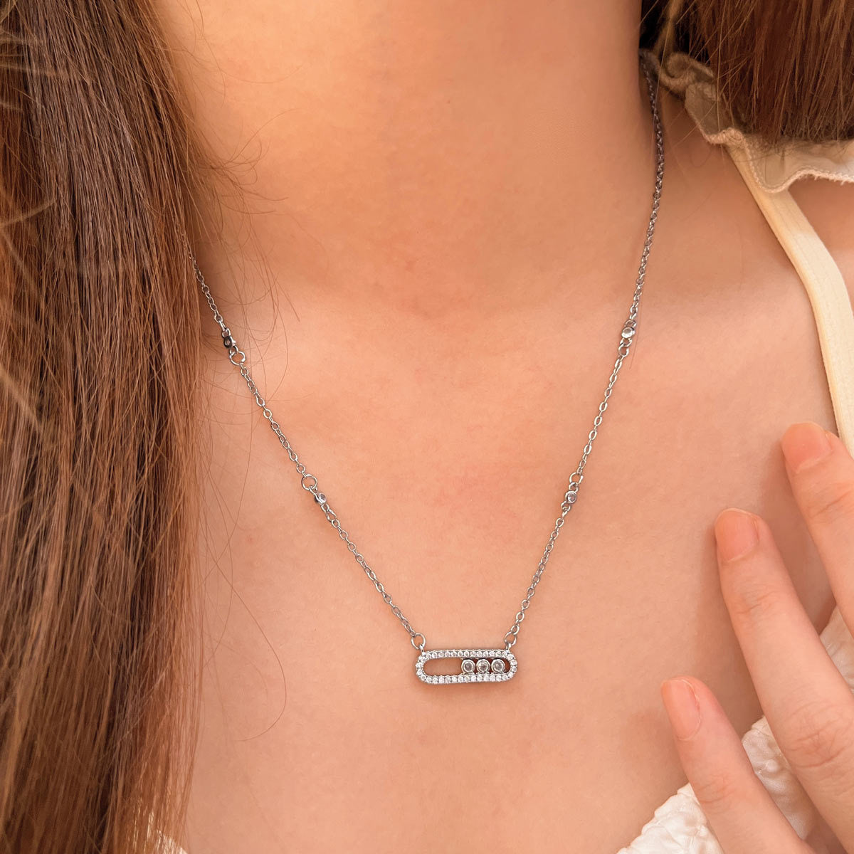 Copper Paper Clip Pendant Necklace For Women Featuring Zircon Inlay On A Paperclip Chain In Novelty Style
