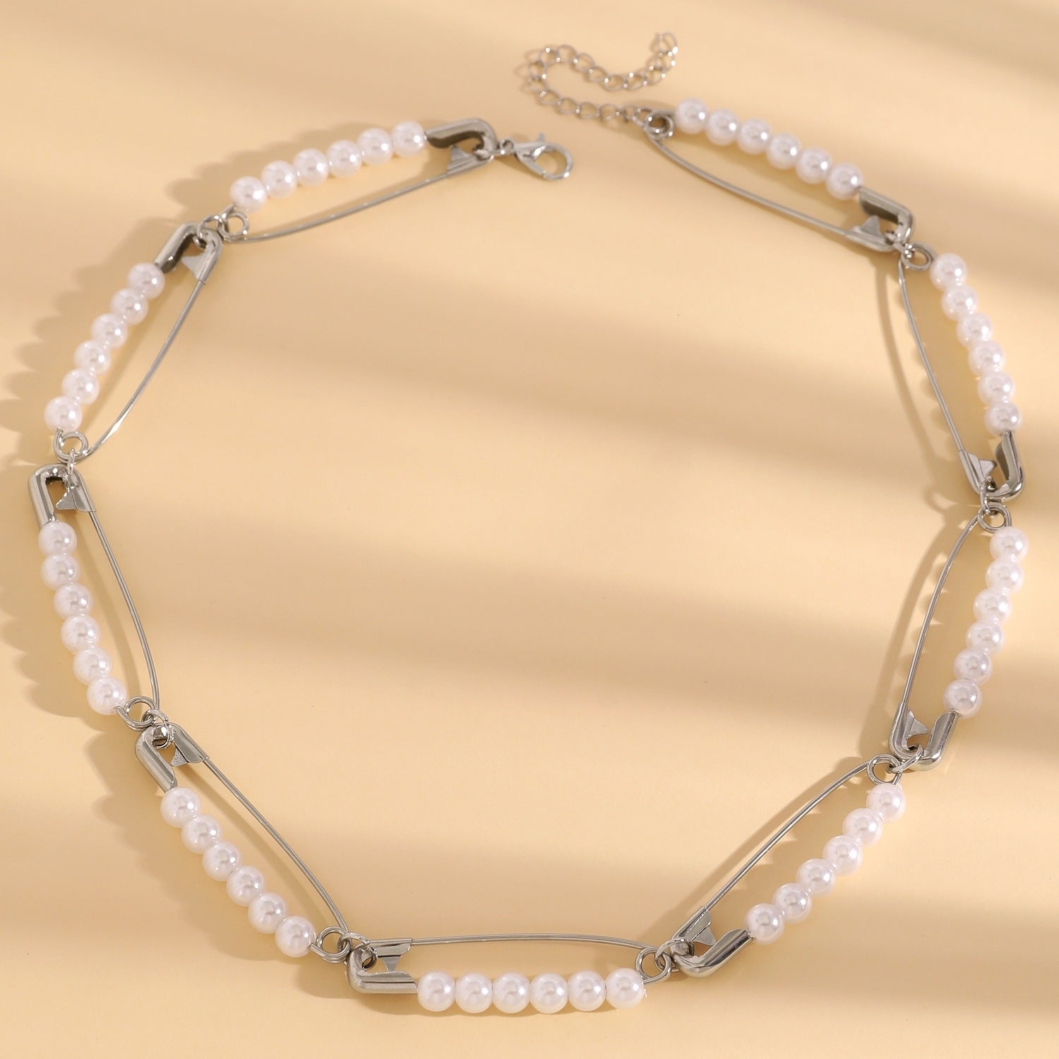 Novelty Paper Clip Necklace For Women With Electroplated Iron Paperclip Chain