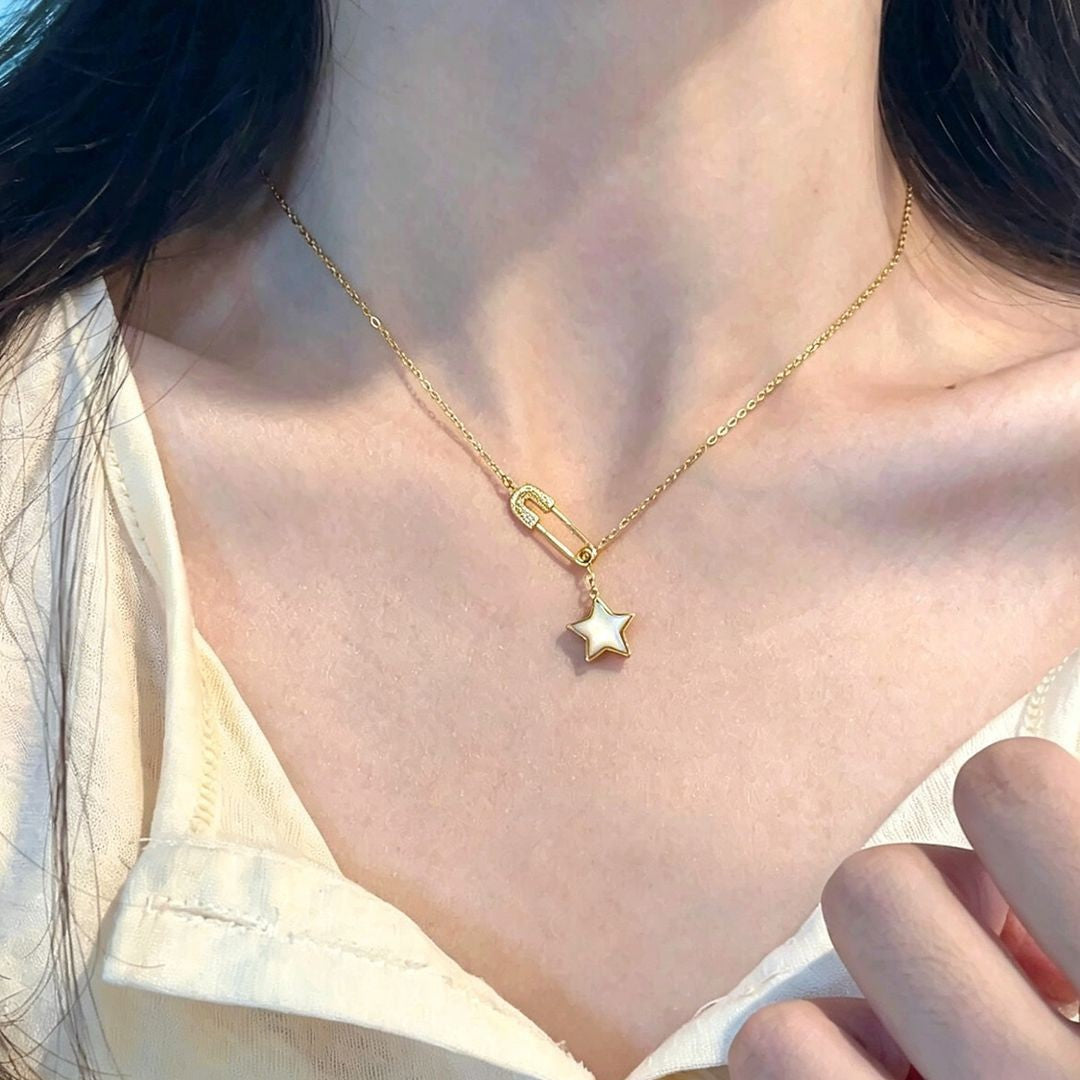 Handmade Sweet Gold Shell Necklace For Women In 925 Sterling Silver With Mother-of-pearl Shell Inlay And Paperclip Chain