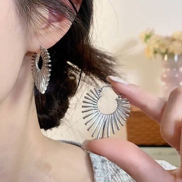 Heart Shape Earrings For Women In Real Gold Plated Copper Featuring Exaggerated Style