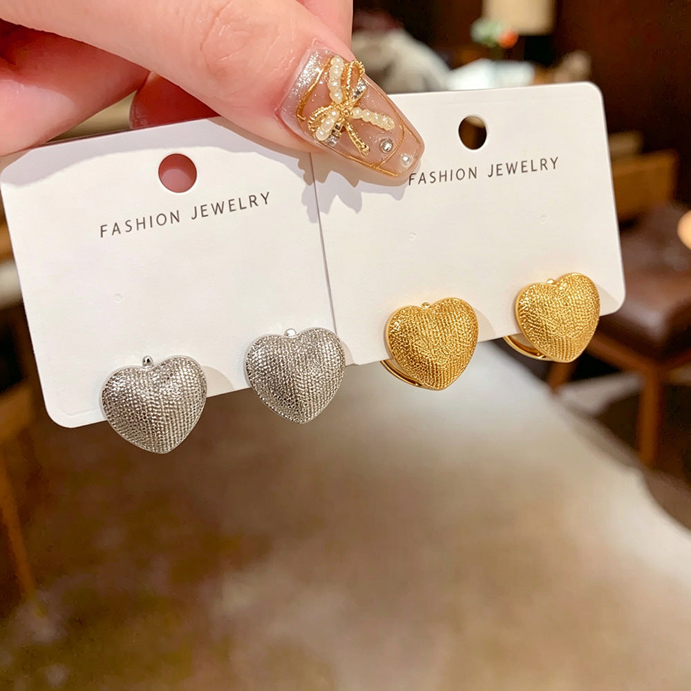 Heart Shape Earrings For Women In Gold Featuring Punk Style With Copper Alloy Copper Posts