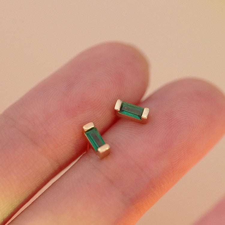 Geometric Stud Earrings For Women In Simple Style Featuring Copper Material With May Birthstone Emerald Inlay