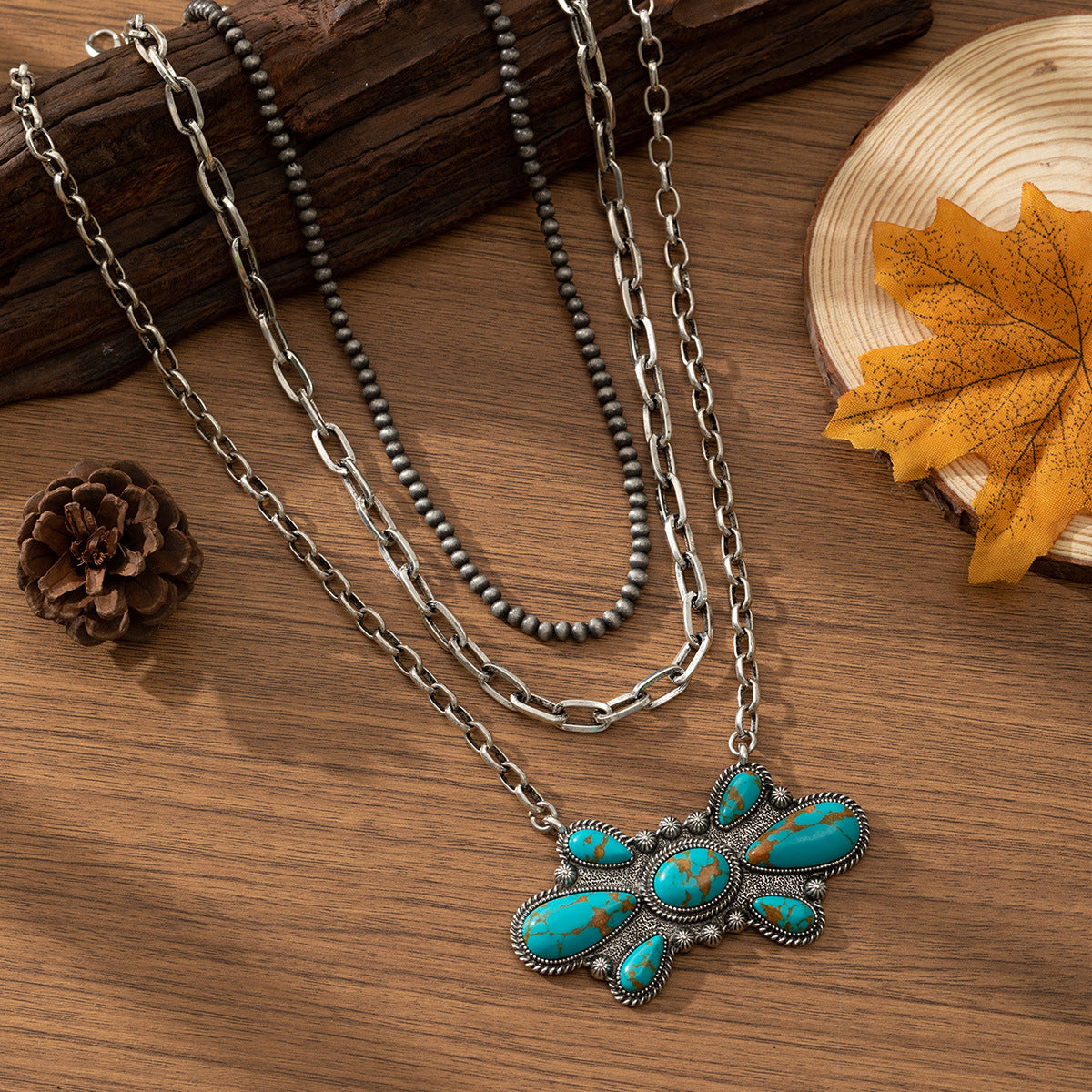 Bohemian Ethnic Necklace For Women With Electroplated Gold Plating And Turquoise Inlay