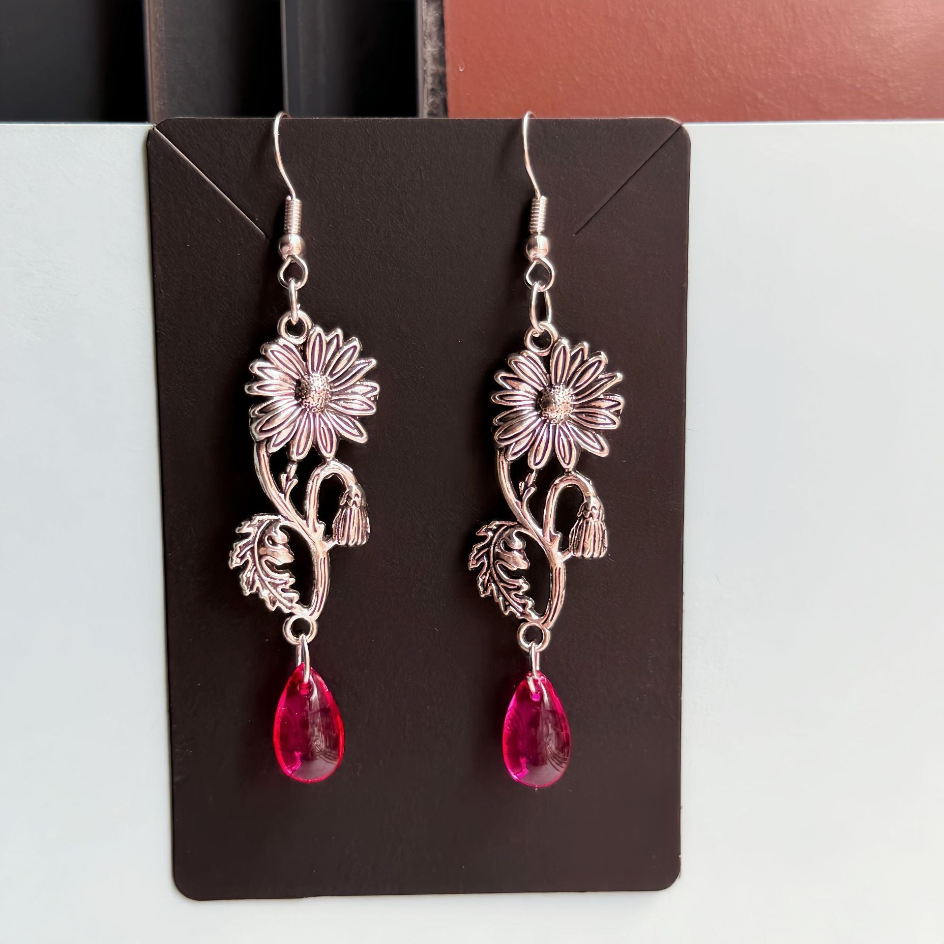 Exaggerated Flowers Drop Earrings For Women Featuring Alloy With Iron Ear Pins And Artificial Pearl Inlay