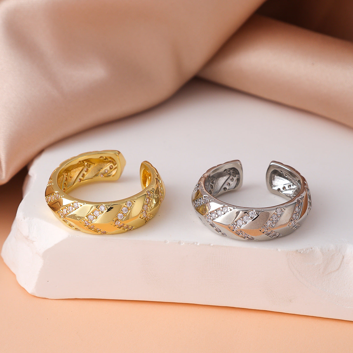 Geometric Open Rings For Women In Copper With Golden Plated Electroplated Finish Featuring Zircon Inlay