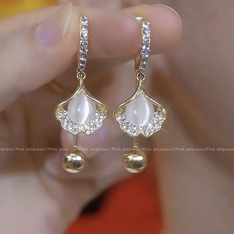 Ginkgo Leaf Earrings For Women In New Style With Zinc Alloy Ear Pins
