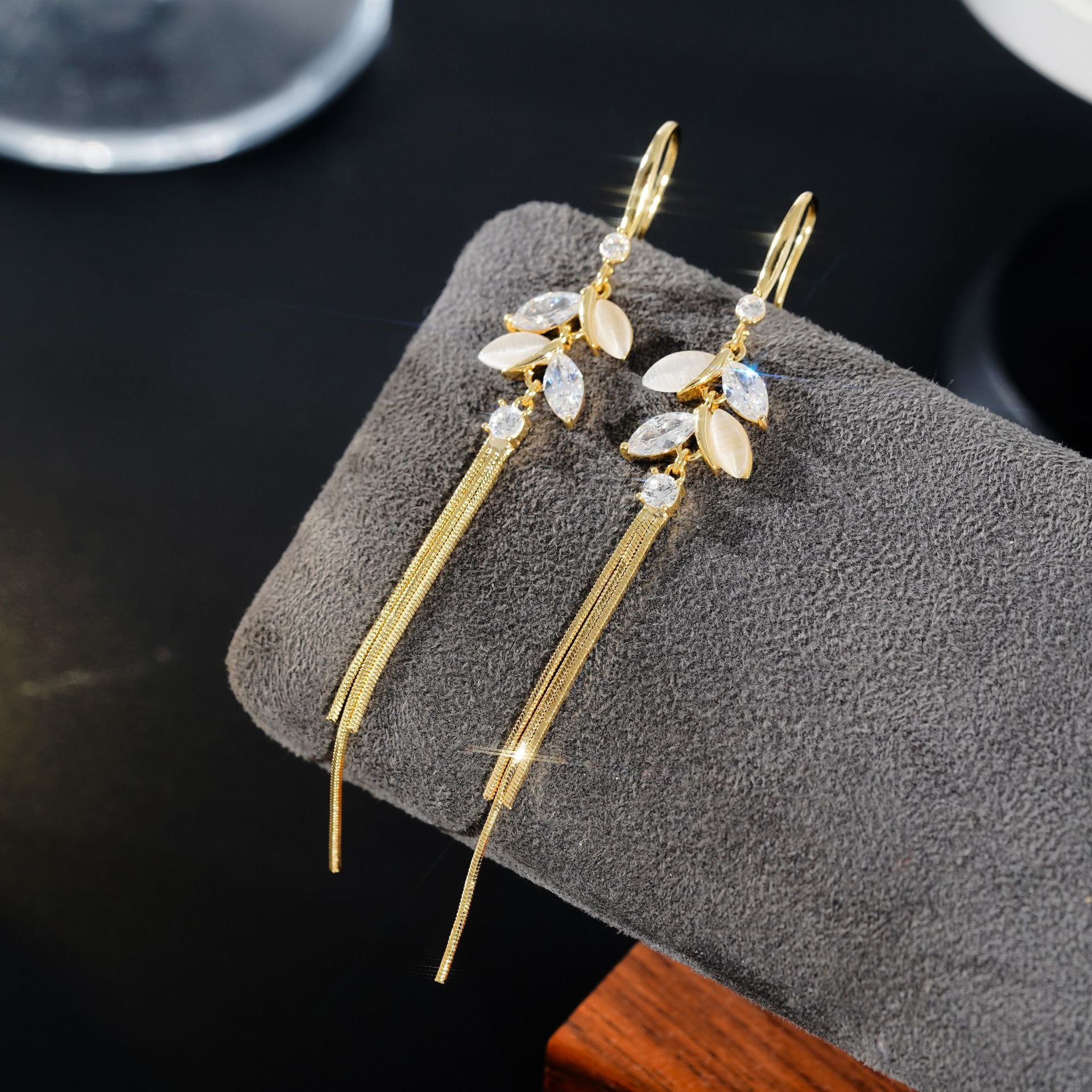 Grain Tassel Earrings For Women With Alloy Craft And Copper Ear Pins, Featuring Zircon Inlay Material