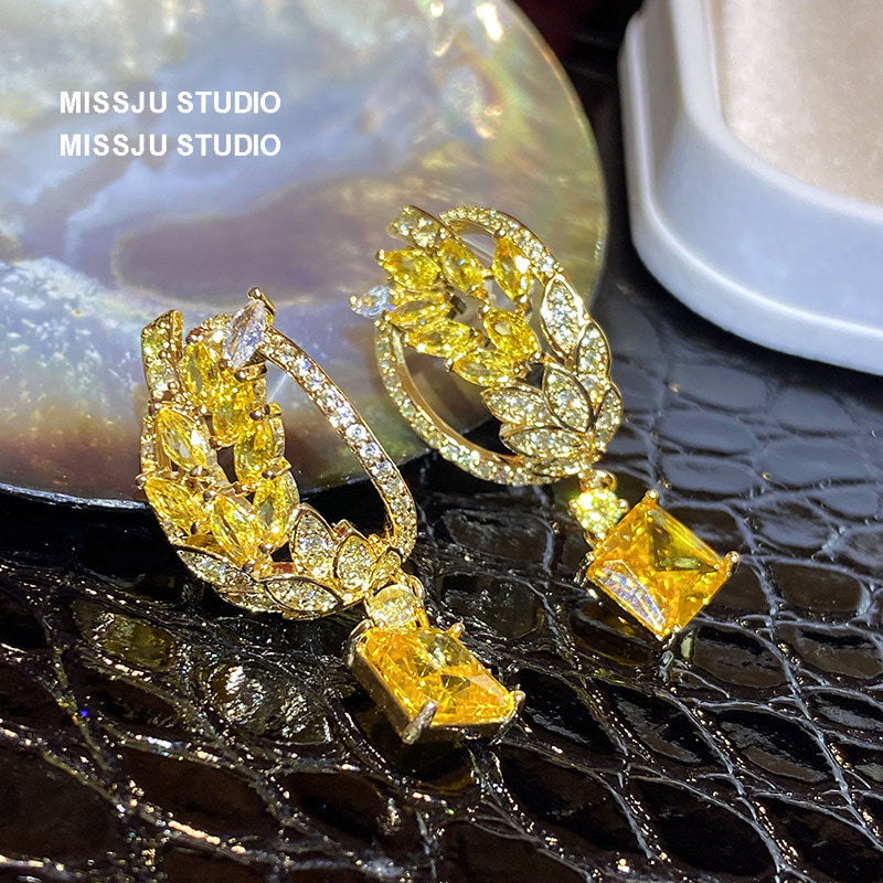 Grain Pattern Yellow Earrings For Women Featuring Copper Material And 925 Sterling Silver Ear Pins With Zircon Inlay