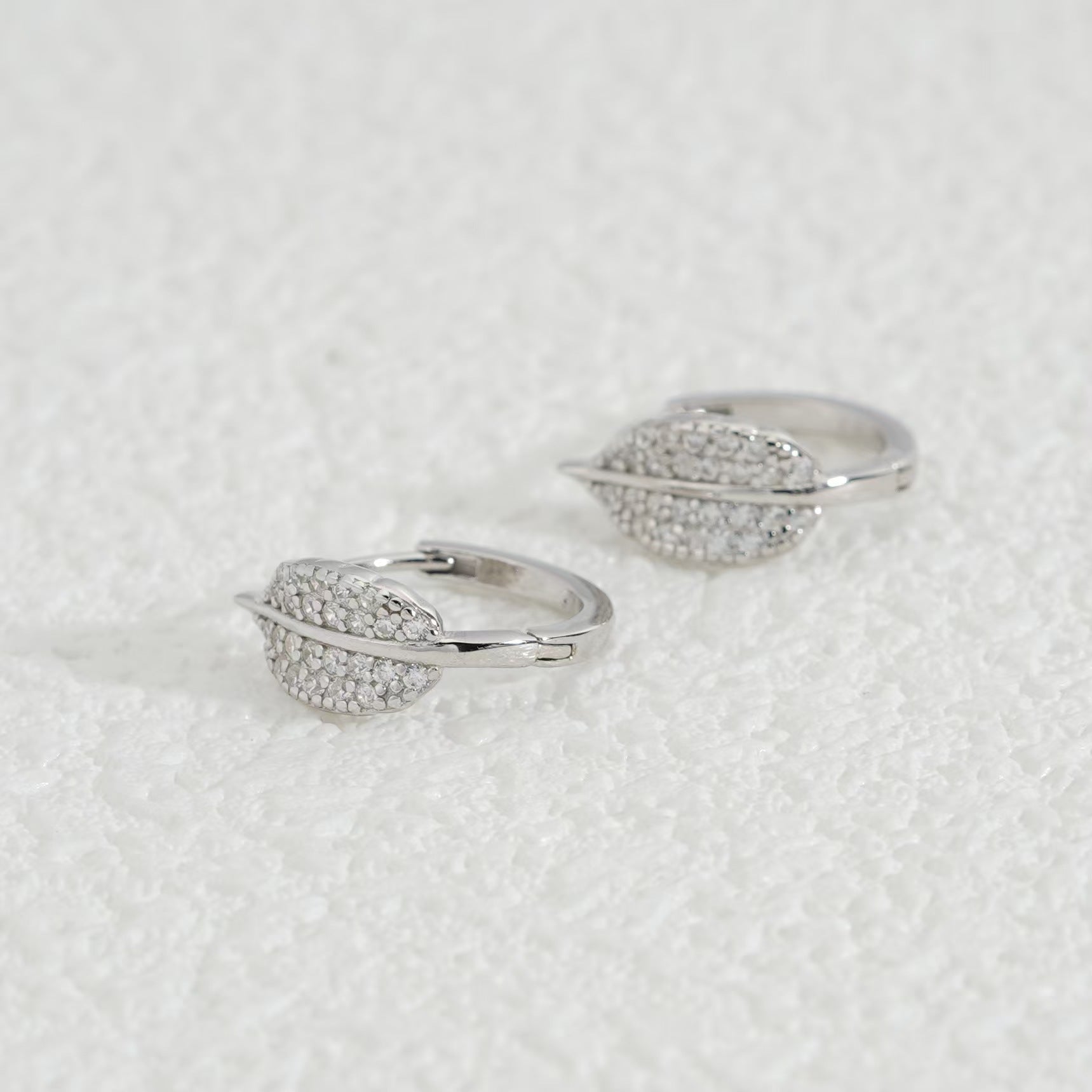 Leaves Earrings For Women In S999 Silver With Gold Plating, Rhinestone Inlay, And 925 Sterling Silver Studs