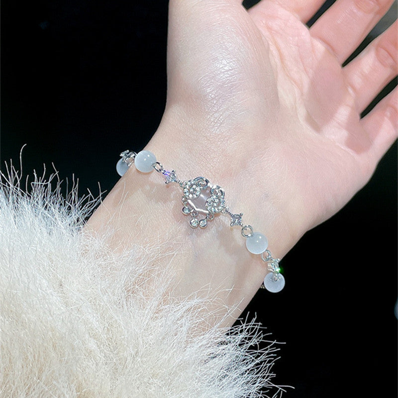 Ethnic Style Lock Bracelet For Women In Electroplated Copper With Cat's Eye Stone Inlay