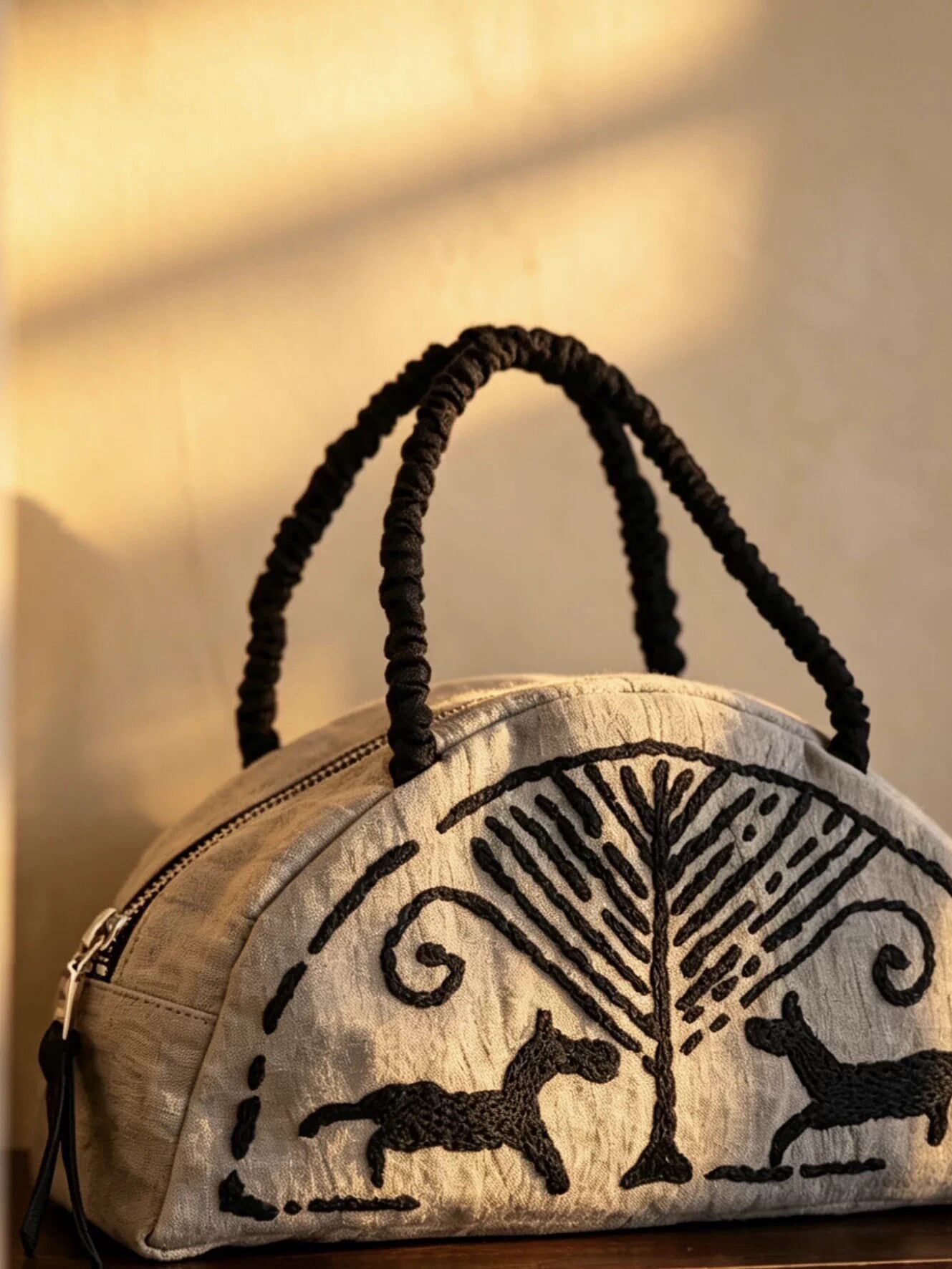 Embroidery Shell Dome Bag With Top Handle, Printing Pattern, Perfect For Summer