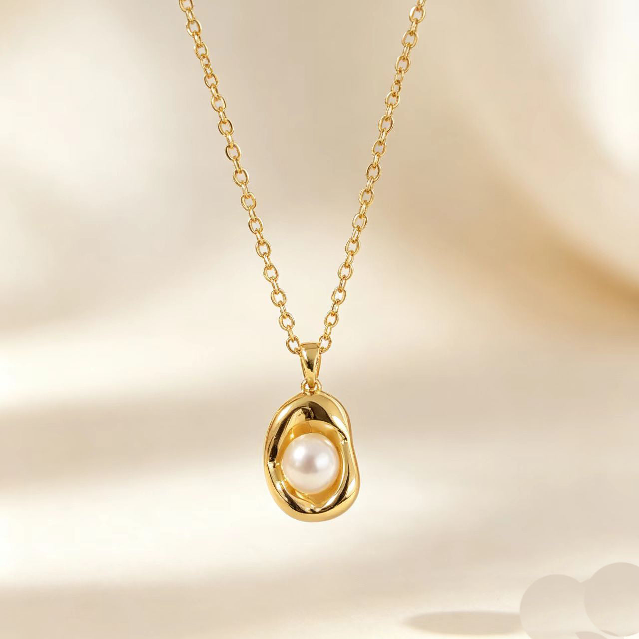 Irregular Pattern Necklace For Women With 18K Real Gold Plated Zinc Alloy Pendant And Cable Chain