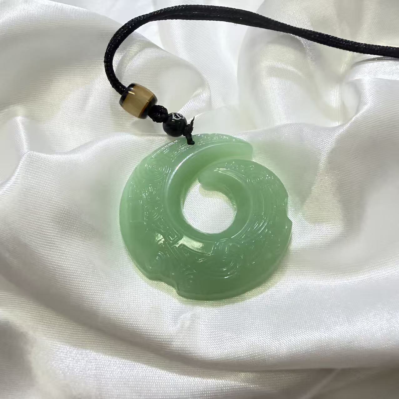 Handmade Heart Shape Pendant Necklace For Adults Featuring Glass Pendant Material With Cord String Chain