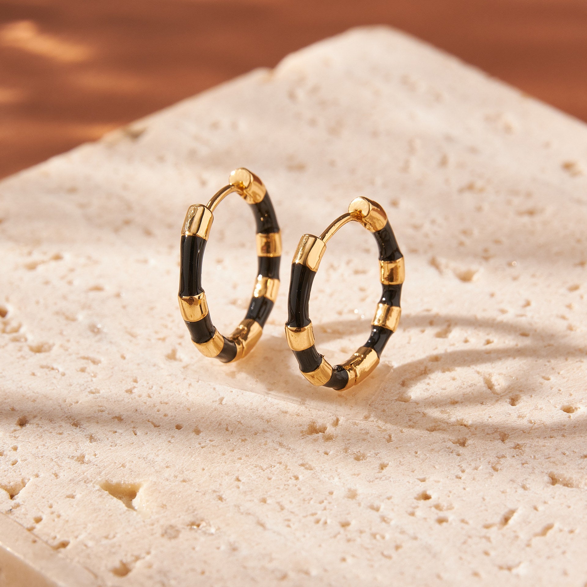 Enamel Circle Earrings For Women With Copper Alloy Ear Pins, Electroplated And 18K Real Gold Plated Finish