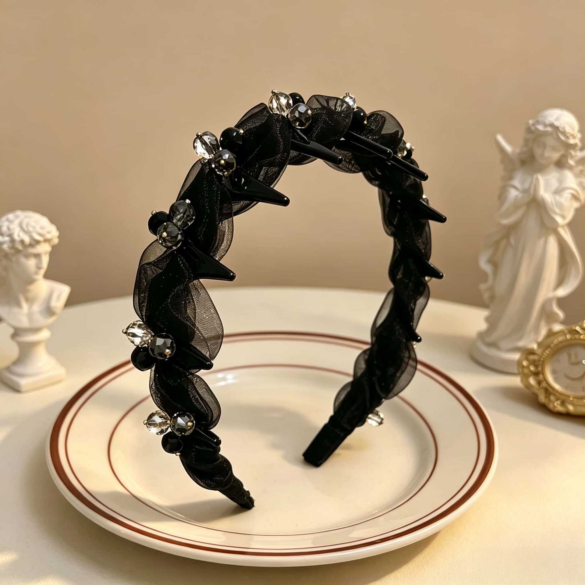 Cute Jewelry Headband For Women Featuring Mixed Materials And Dyed Black Crystal Inlay