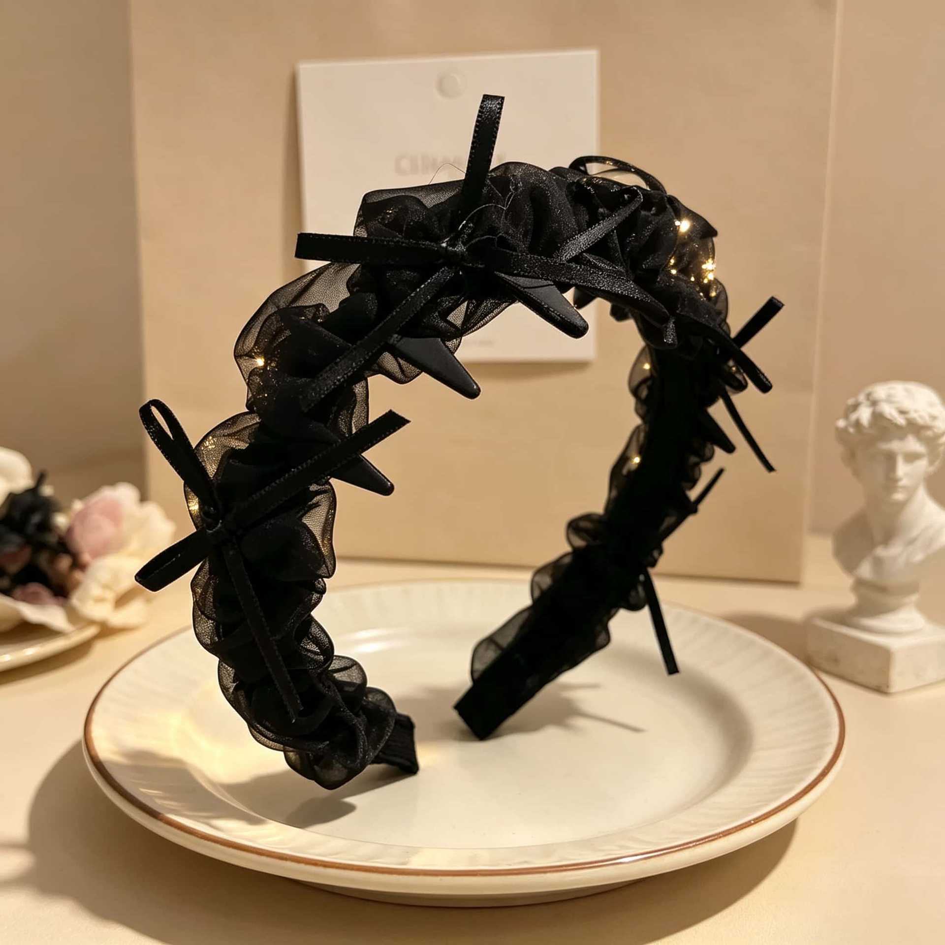 Cute Jewelry Headband For Women Featuring Mixed Materials And Dyed Black Crystal Inlay
