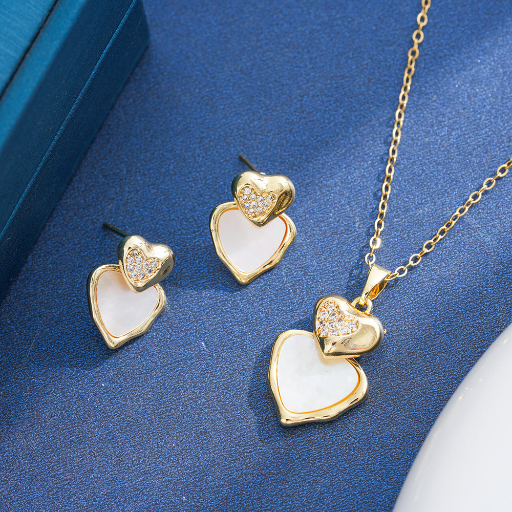Sweet Heart Shape Necklace For Women In Gold With Waterproof Non Tarnish Titanium Steel And Zircon Inlay, Featuring Cable Chain