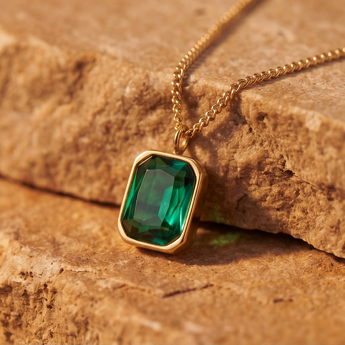 Ocean Gold Pendant Necklace For Women In Titanium Steel With Rhinestones On Cable Chain