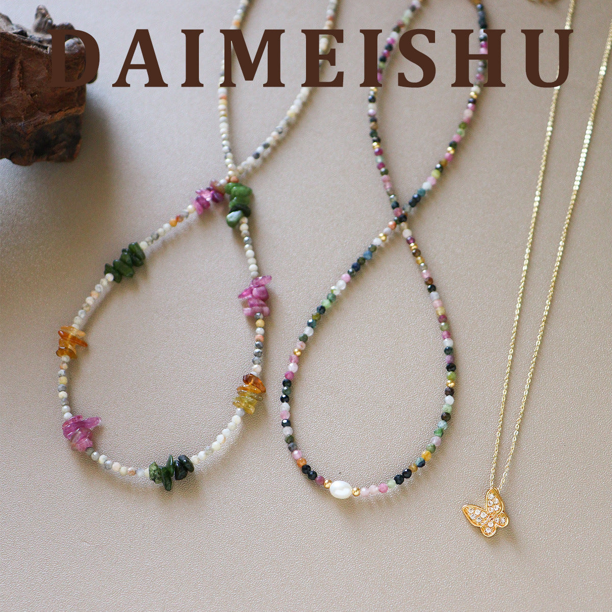 Geometric Beading Necklace For Women With Copper Pendant And Beaded Chain In Colour