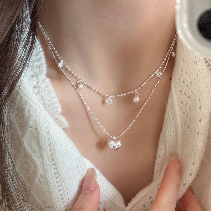 Heart Shape Necklace For Women Featuring Electroplated Alloy Pendant With Rhinestone Inlay