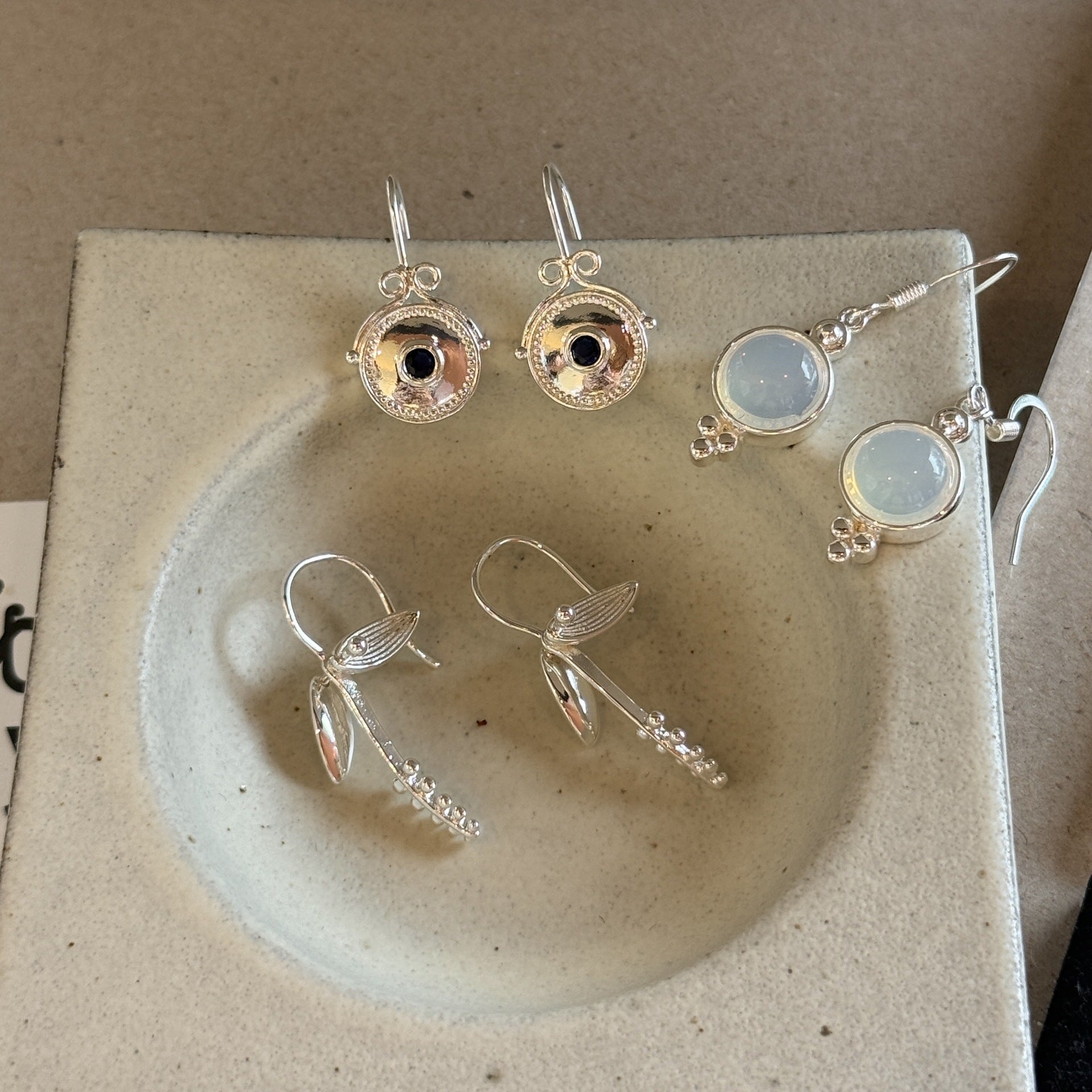 Handmade Flowers Earrings For Women Featuring Copper Ear Pins In Retro Style