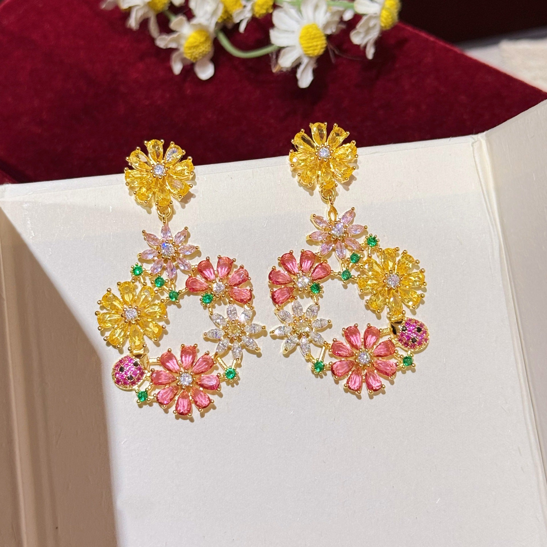 Elaborate Flowers Earrings For Women Featuring Alloy Material And Rhinestones With 925 Sterling Silver Ear Pins In Colour