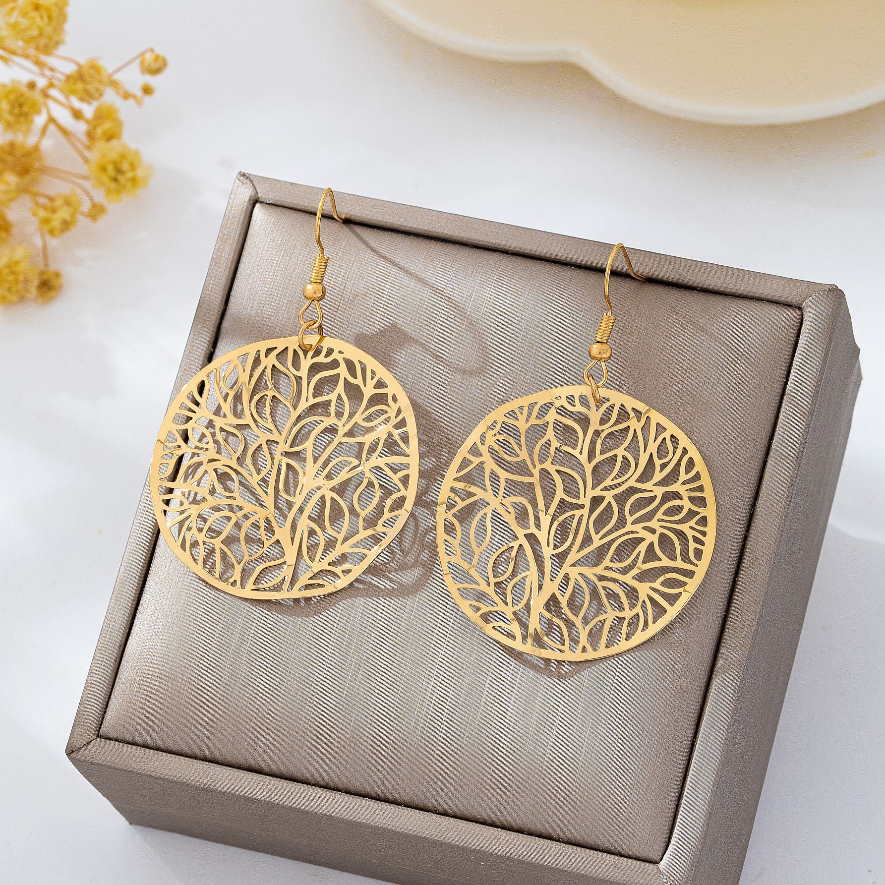 Leaves Earrings For Women In Retro Style, Copper Material With Electroplated Finish And 304 Stainless Steel Ear Pins