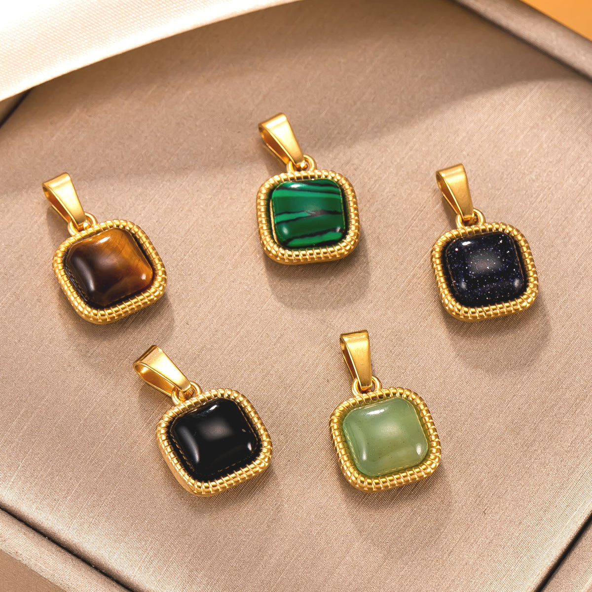 Geometric Tiger Eye Pendant For Women In Simple Style With PVD Coated Gold Plating Process