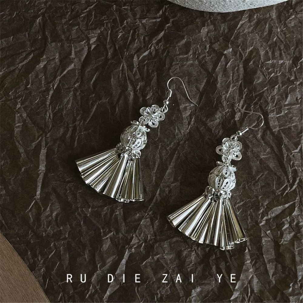 Ethnic Style Tassel Earrings For Women In Gold Alloy, 1 Pair